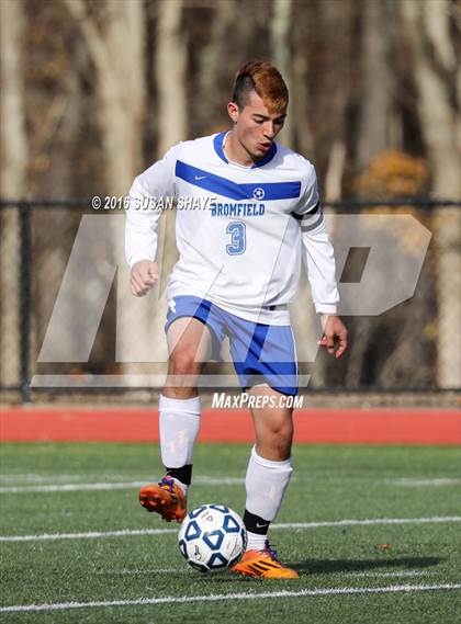 Thumbnail 2 in Bromfield vs. Sutton (MIAA Division 4 Central Final) photogallery.