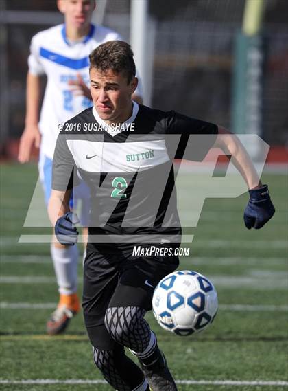 Thumbnail 1 in Bromfield vs. Sutton (MIAA Division 4 Central Final) photogallery.