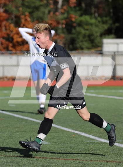 Thumbnail 3 in Bromfield vs. Sutton (MIAA Division 4 Central Final) photogallery.