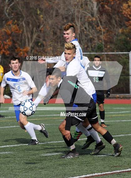 Thumbnail 1 in Bromfield vs. Sutton (MIAA Division 4 Central Final) photogallery.