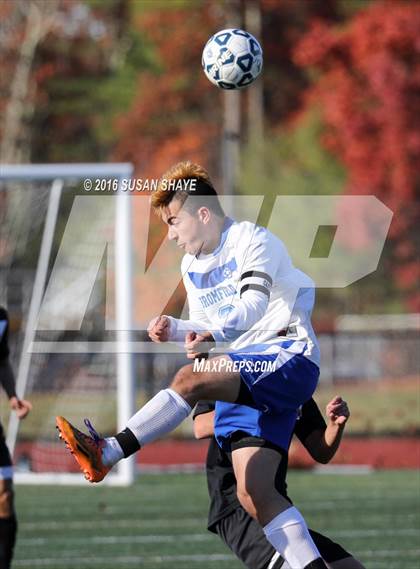 Thumbnail 1 in Bromfield vs. Sutton (MIAA Division 4 Central Final) photogallery.