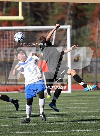 Thumbnail 1 in Bromfield vs. Sutton (MIAA Division 4 Central Final) photogallery.