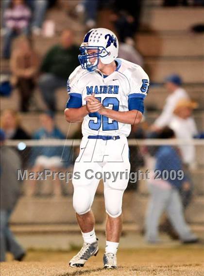 Thumbnail 1 in Maiden @ Lincolnton photogallery.