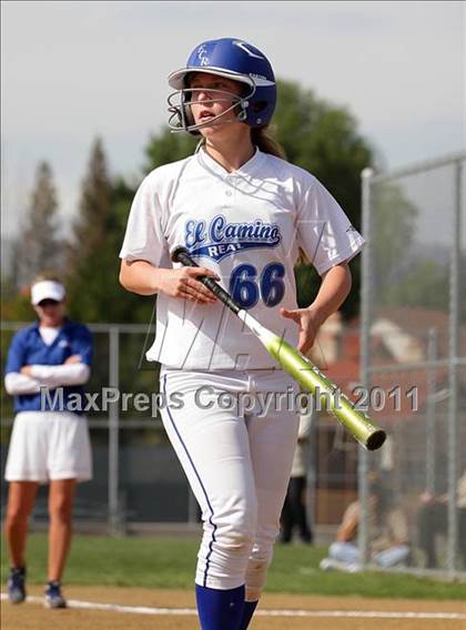 Thumbnail 2 in Oaks Christian @ El Camino Real photogallery.