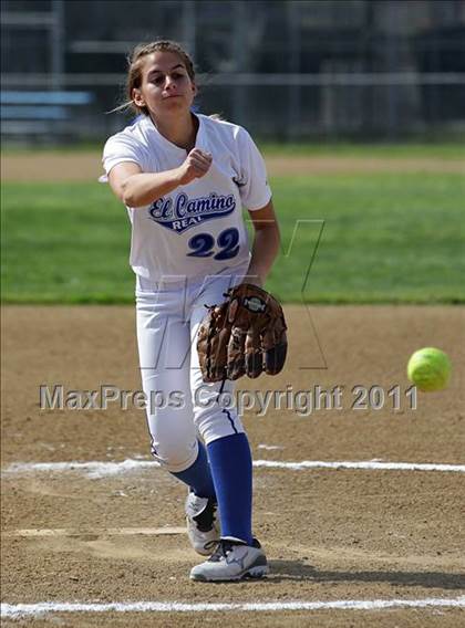 Thumbnail 2 in Oaks Christian @ El Camino Real photogallery.