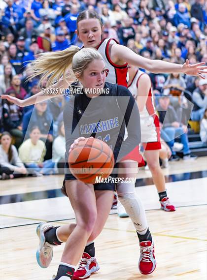 Thumbnail 2 in Bridge City vs Hamshire-Fannett (UIL 4A D2 Basketball Regional Playoff) photogallery.