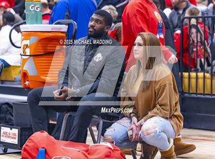 Thumbnail 1 in Bridge City vs Hamshire-Fannett (UIL 4A D2 Basketball Regional Playoff) photogallery.