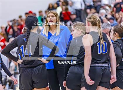 Thumbnail 2 in Bridge City vs Hamshire-Fannett (UIL 4A D2 Basketball Regional Playoff) photogallery.
