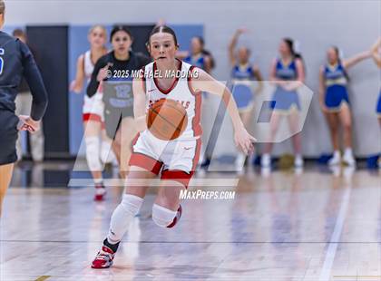 Thumbnail 2 in Bridge City vs Hamshire-Fannett (UIL 4A D2 Basketball Regional Playoff) photogallery.