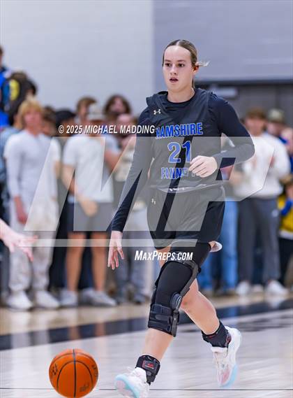 Thumbnail 2 in Bridge City vs Hamshire-Fannett (UIL 4A D2 Basketball Regional Playoff) photogallery.