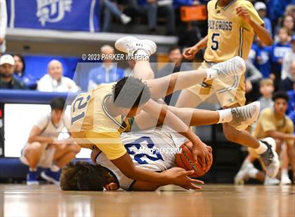 Thumbnail 2 in Holy Cross @ Jesuit photogallery.