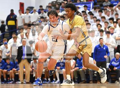 Thumbnail 3 in Holy Cross @ Jesuit photogallery.