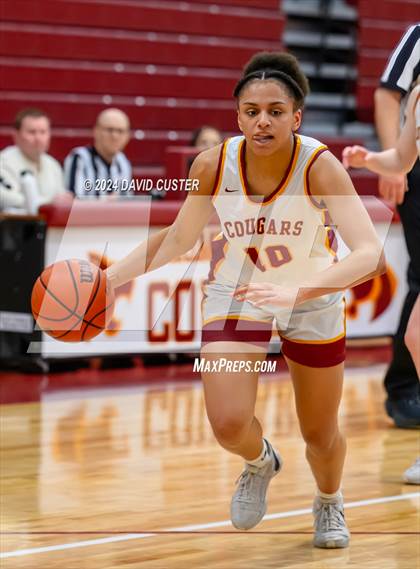 Thumbnail 3 in Yorktown @ Oakton (VHSL 6D Quarterfinal) photogallery.