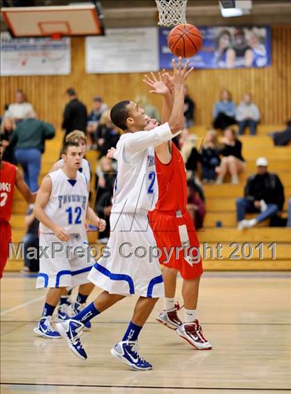 Thumbnail 2 in Ceres vs Rocklin (Rocklin Holiday Tournament) photogallery.