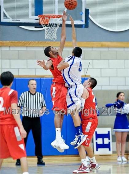 Thumbnail 3 in Ceres vs Rocklin (Rocklin Holiday Tournament) photogallery.