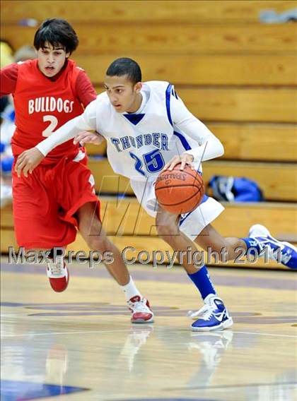Thumbnail 2 in Ceres vs Rocklin (Rocklin Holiday Tournament) photogallery.