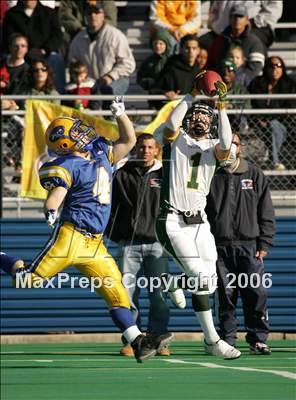 Thumbnail 1 in Floyd vs. East Meadow (Class 1 Long Island Championship) photogallery.