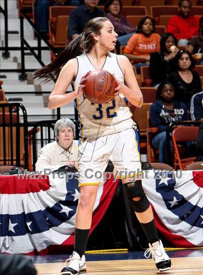 Thumbnail 1 in Brookfield vs. Kolbe-Cathedral (CIAC Class M Final) photogallery.