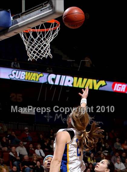 Thumbnail 3 in Brookfield vs. Kolbe-Cathedral (CIAC Class M Final) photogallery.
