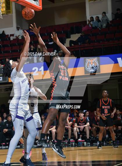 Thumbnail 2 in White Plains vs New Rochelle (Slam Dunk Showcase) photogallery.