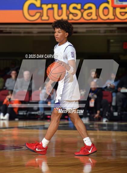 Thumbnail 3 in White Plains vs New Rochelle (Slam Dunk Showcase) photogallery.
