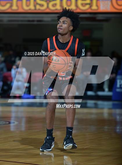 Thumbnail 1 in White Plains vs New Rochelle (Slam Dunk Showcase) photogallery.
