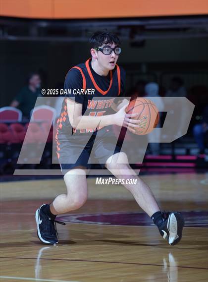 Thumbnail 2 in White Plains vs New Rochelle (Slam Dunk Showcase) photogallery.