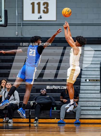 Thumbnail 2 in Pinecrest vs St. Pauls (Robeson County Shoot-out) photogallery.