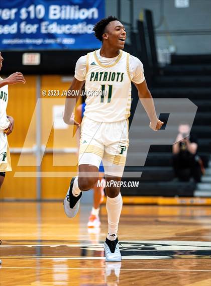 Thumbnail 3 in Pinecrest vs St. Pauls (Robeson County Shoot-out) photogallery.