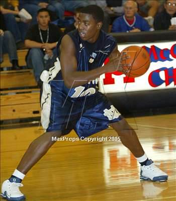 Thumbnail 1 in Desert Vista vs. Mountain View (McClintock Holiday Shoot-Out) photogallery.