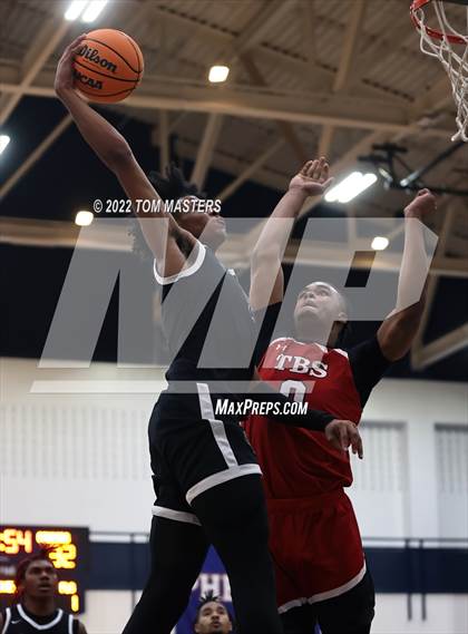 Thumbnail 2 in Carmel Christian vs. The Burlington School (at Charlotte Latin School) photogallery.