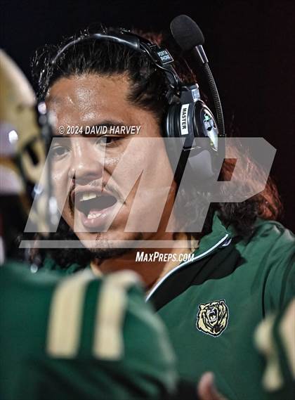 Thumbnail 1 in Highlands Ranch vs Bear Creek photogallery.