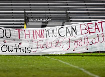 Thumbnail 3 in Highlands Ranch vs Bear Creek photogallery.