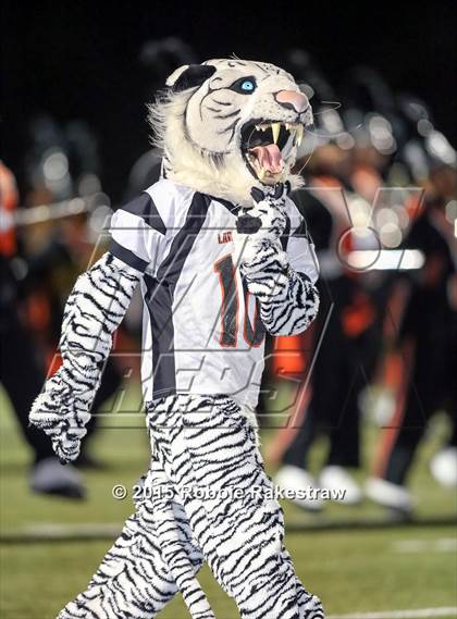 Thumbnail 2 in Seagoville vs. Lancaster (UIL 5A Bi-District Playoff) photogallery.
