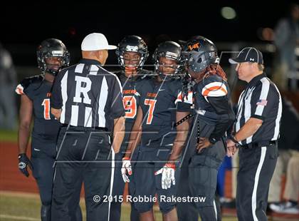 Thumbnail 1 in Seagoville vs. Lancaster (UIL 5A Bi-District Playoff) photogallery.
