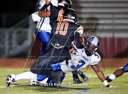 Thumbnail 3 in Seagoville vs. Lancaster (UIL 5A Bi-District Playoff) photogallery.