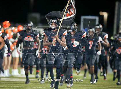 Thumbnail 2 in Seagoville vs. Lancaster (UIL 5A Bi-District Playoff) photogallery.
