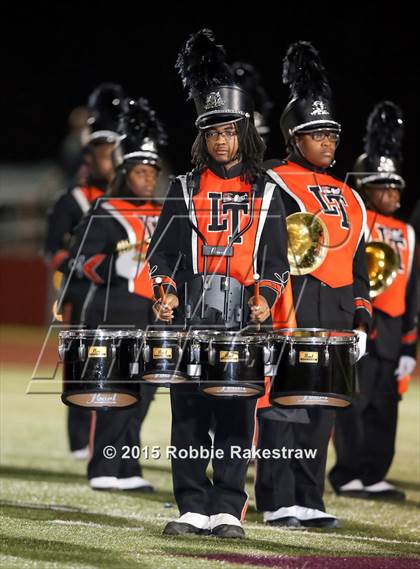 Thumbnail 3 in Seagoville vs. Lancaster (UIL 5A Bi-District Playoff) photogallery.