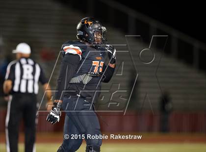 Thumbnail 1 in Seagoville vs. Lancaster (UIL 5A Bi-District Playoff) photogallery.