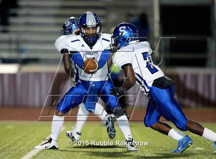 Thumbnail 2 in Seagoville vs. Lancaster (UIL 5A Bi-District Playoff) photogallery.