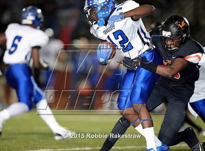 Thumbnail 2 in Seagoville vs. Lancaster (UIL 5A Bi-District Playoff) photogallery.