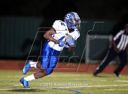 Thumbnail 3 in Seagoville vs. Lancaster (UIL 5A Bi-District Playoff) photogallery.