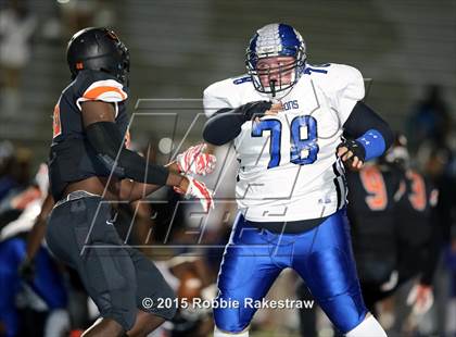 Thumbnail 1 in Seagoville vs. Lancaster (UIL 5A Bi-District Playoff) photogallery.