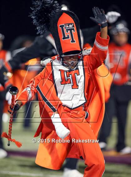 Thumbnail 3 in Seagoville vs. Lancaster (UIL 5A Bi-District Playoff) photogallery.