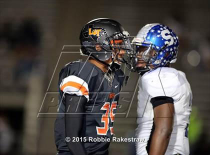Thumbnail 3 in Seagoville vs. Lancaster (UIL 5A Bi-District Playoff) photogallery.