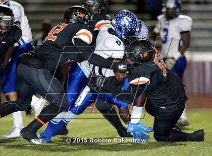 Thumbnail 3 in Seagoville vs. Lancaster (UIL 5A Bi-District Playoff) photogallery.