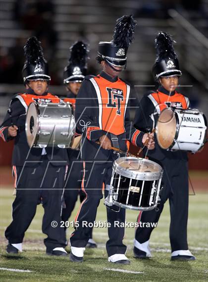 Thumbnail 2 in Seagoville vs. Lancaster (UIL 5A Bi-District Playoff) photogallery.