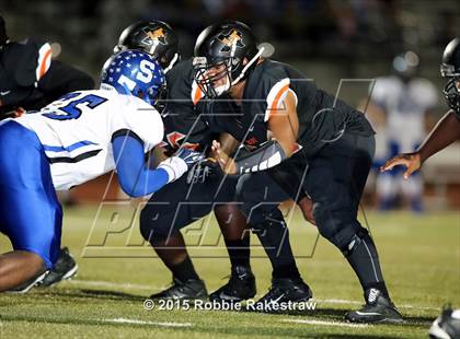 Thumbnail 1 in Seagoville vs. Lancaster (UIL 5A Bi-District Playoff) photogallery.