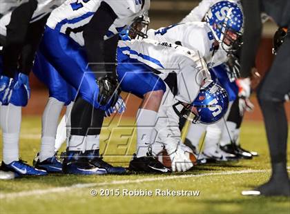 Thumbnail 2 in Seagoville vs. Lancaster (UIL 5A Bi-District Playoff) photogallery.