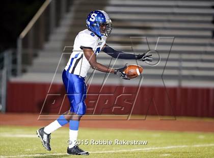 Thumbnail 1 in Seagoville vs. Lancaster (UIL 5A Bi-District Playoff) photogallery.